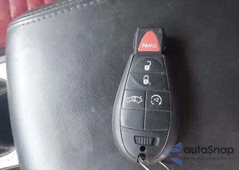 2014 Dodge Challenger Sxt z USA, uszkodzony, nr VIN 2C3CDYAG5EH196844